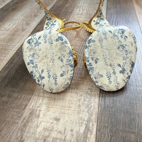 Gucci Gold Braided Heels - Picture 8 of 8